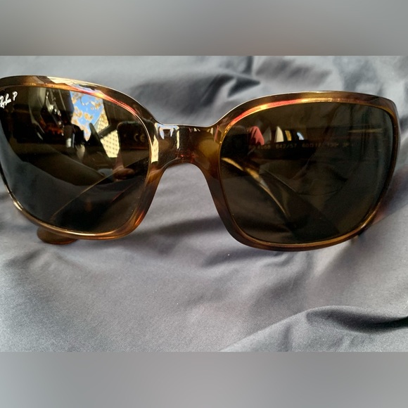 Ray Bay RB4068 polarized - Picture 8 of 10